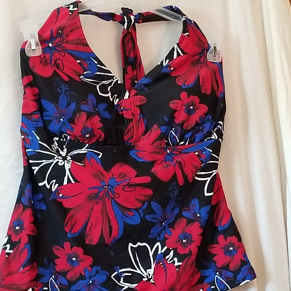 COPY - RW&B Swim Halter Tankini - Picture 2 of 8